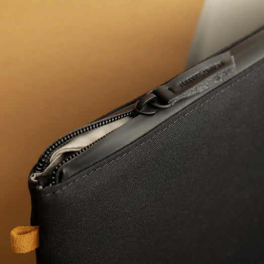 Native Union W.F.A Sleeve für Macbook 14" (2021-2025), schwarz