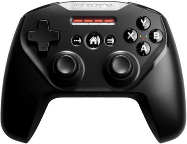 Ein SteelSeries Nimbus+ Wireless Game Controller in Schwarz mit zwei Analogsticks, einem D-Pad, vier druckempfindlichen A/B/X/Y-Tasten und drei Menütasten, die von oben auf einem weißen Hintergrund angezeigt werden.