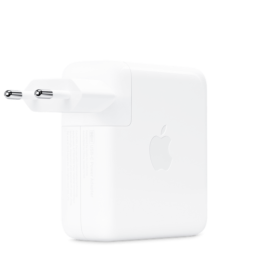 Der Apple 96W USB-C Power Adapter in Weiß mit europäischem Stecker ist ideal zum Aufladen Ihres MacBook Pro. Auf dem Adapter ist das Apple-Logo deutlich auf der Seite zu sehen und er ist auf einem schlichten weißen Hintergrund abgebildet.