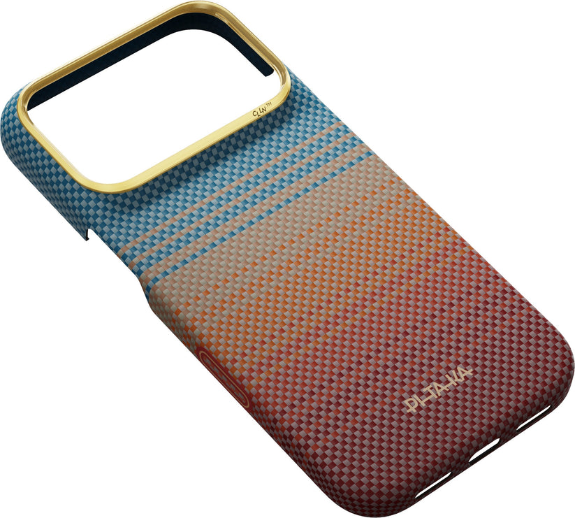 Introducing the PITAKA Aramid Edge Case für iPhone 17 Pro/18 Pro, Sunset 2.0—an ultradünnes Design-Case, das Stil und Funktionalität perfekt vereint. Das Muster zeigt blau, beige und rot verlaufende Punkte mit dem Schriftzug “PIXAR” im unteren Bereich sowie einen goldumrandeten Kameraausschnitt. Erleben Sie die hochwertige Qualität von PITAKA in einer ästhetisch ansprechenden Hülle für Ihr iPhone 17 Pro.
