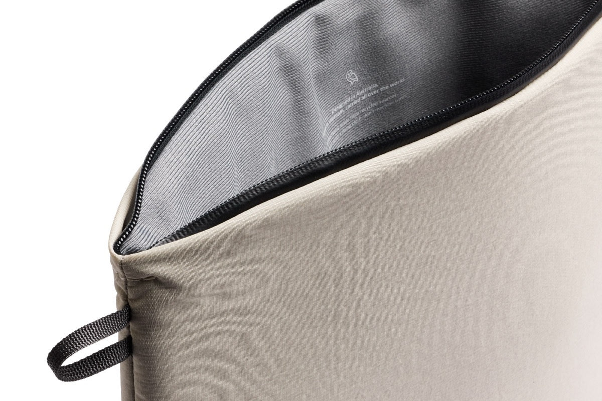 Bellroy Lite Laptop Sleeve 15“ und 16 Zoll - Ash