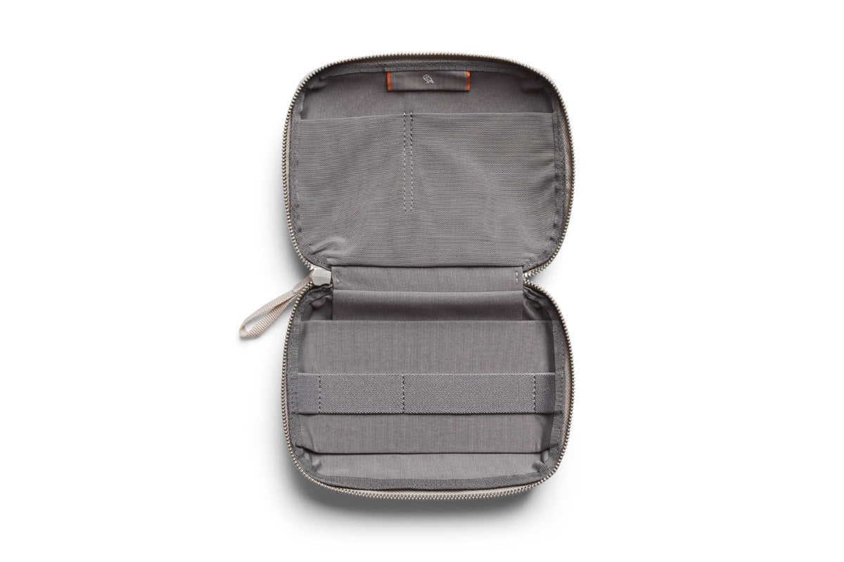 Bellroy Tech Kit Compact - Saltbush