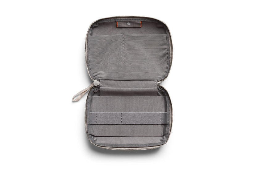 Bellroy Tech Kit Compact - Saltbush