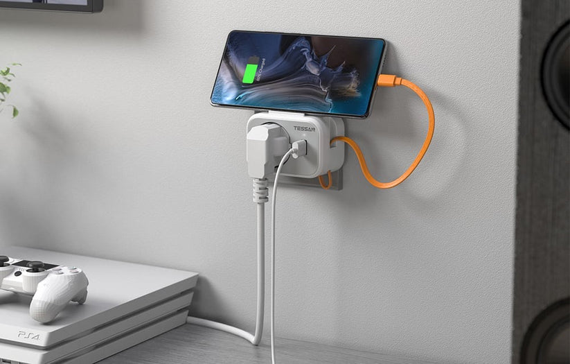 Tessan Reisestecker mit USB-C Kabel und USB-A Anschluss 