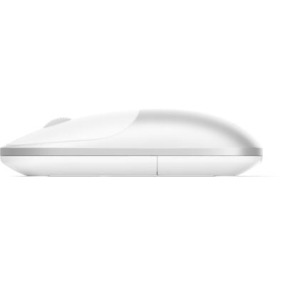 Eine Seitenansicht der „Satechi Slim EX Wireless Mouse Silver“ von Satechi wird vor einem schlichten weißen Hintergrund gezeigt, wodurch ihr geschwungenes, minimalistisches Design besonders zur Geltung kommt – ideal für eine minimalistische Arbeitsplatzgestaltung.