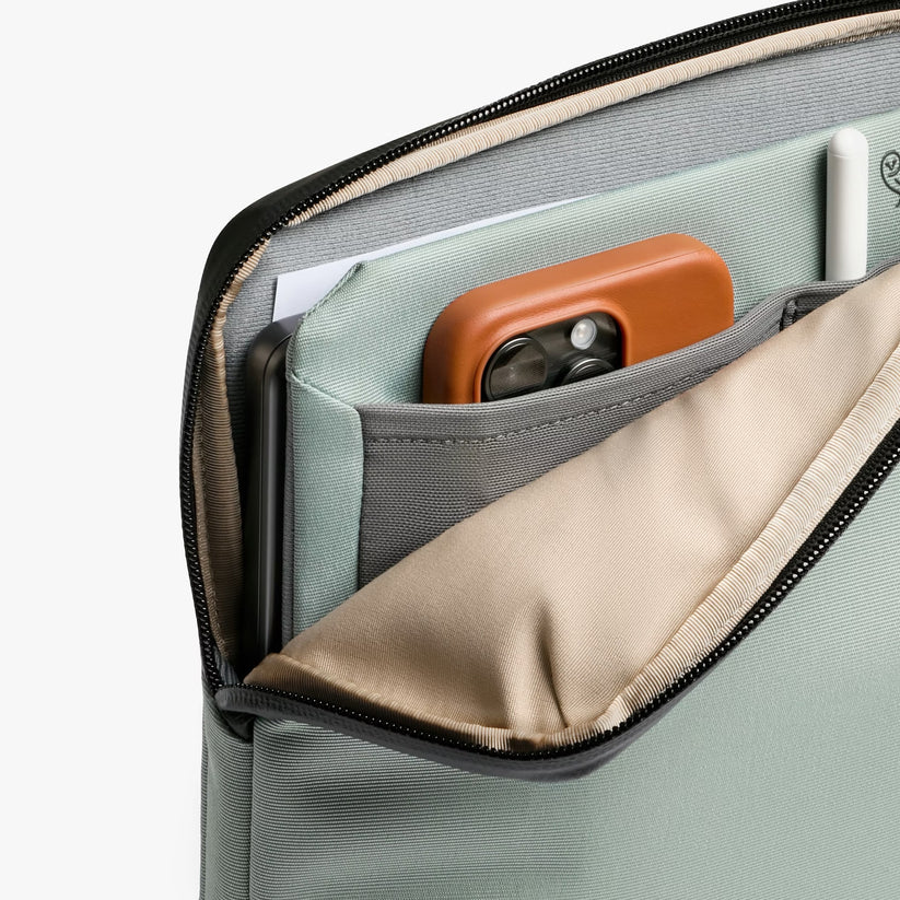 Bellroy Laptop Caddy 13“ und 14 Zoll - Eucalyptus