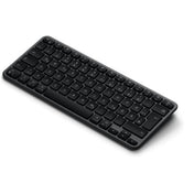 Eine kompakte, kabellose Tastatur in Space Black mit abgerundeten Tasten, dargestellt in einer schrägen Draufsicht auf weißem Hintergrund. Die Satechi Slim EX1 Wireless Keyboard Space Black DE von Satechi verfügt über ein deutsches Tastaturlayout für optimalen Schreibkomfort und Effizienz.