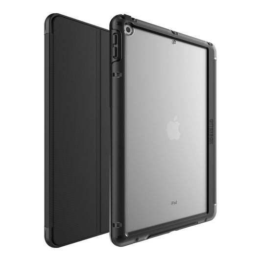 Das schwarze Otterbox Symmetry Folio für iPad 10.2" (7/8/9th Gen) verfügt über eine transparente Rückseite mit dem Apple-Logo und eine schräg stehende, strukturierte Vorderseite. Passend für Geräte bis 2 Zoll Dicke.