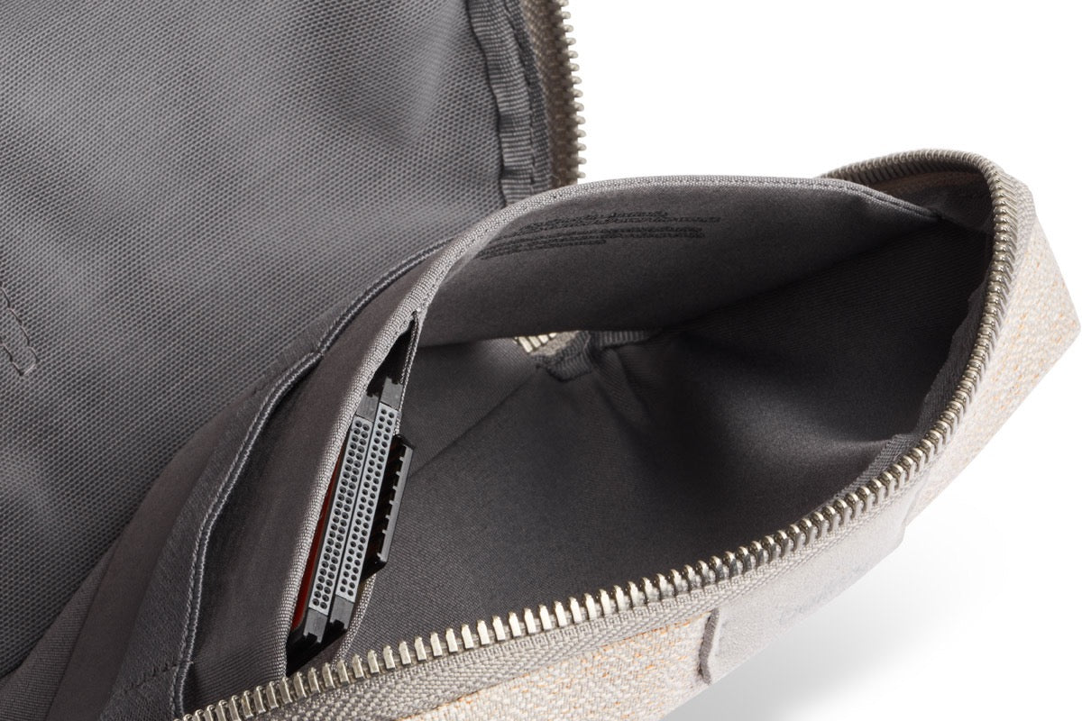 Bellroy Tech Kit Compact - Saltbush