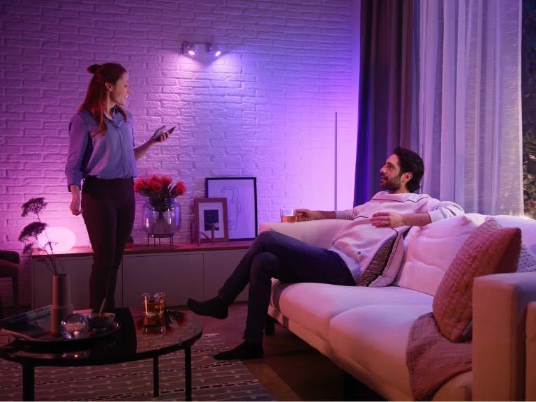 Philips Hue White & Col. Amb. GU10 Dreierpack Starterset inkl. Dimmschalter