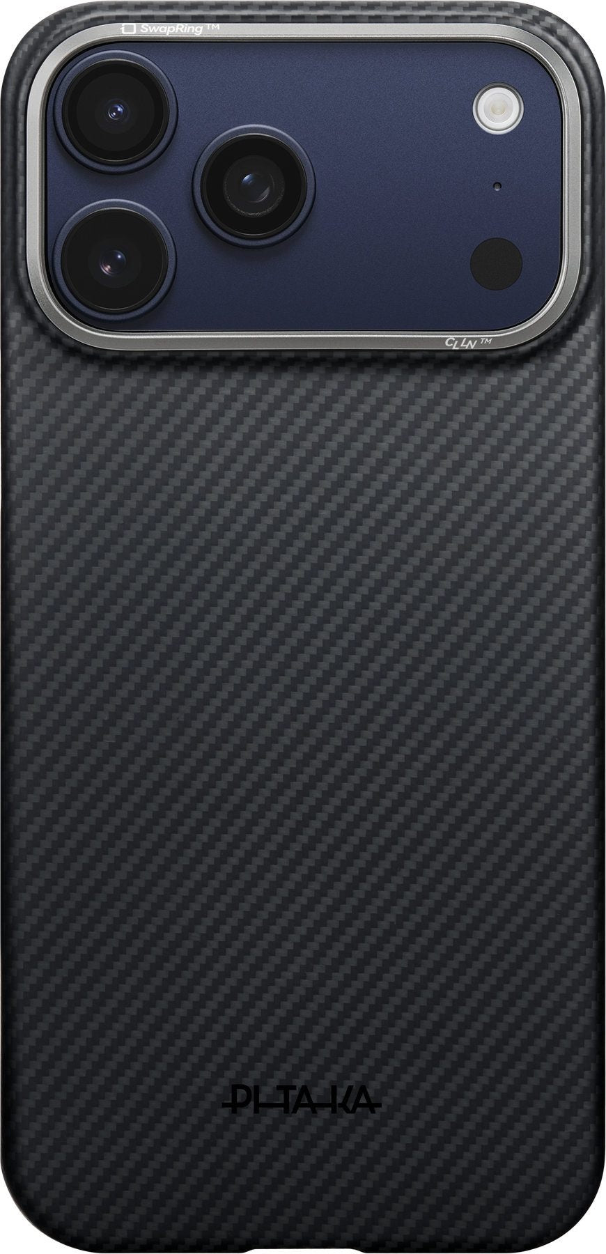 A PITAKA Aramid Ultra Slim Case für iPhone 17 Pro Max in Schwarz umhüllt das Smartphone mit einer ultradünnen Schutzhülle aus Aramidfaser in Luft- und Raumfahrtqualität. Die Hülle im dunklen Carbonfaser-Design bietet Aussparungen für die drei Kameraobjektive und den Blitz auf der Rückseite, während der Markenname PITAKA dezent am unteren Rand zu sehen ist.